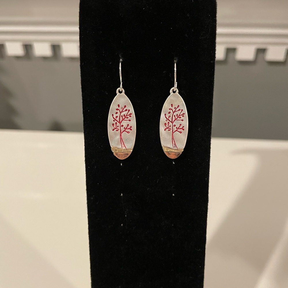 New handcrafted Silver earrings with detailed design